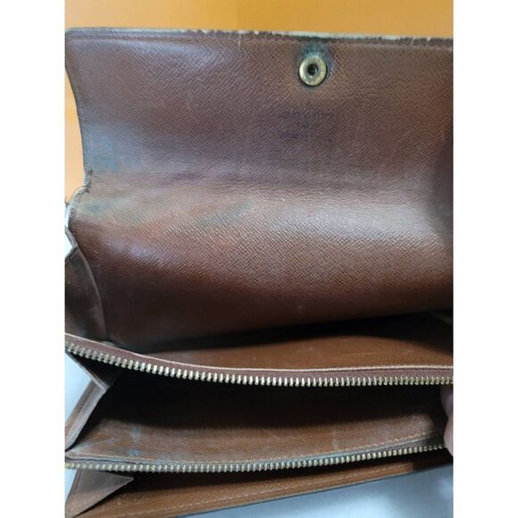 Louis Vuitton Monogram Bifold Sarah Long Wallet.  TH0958 - Picture 6 of 6